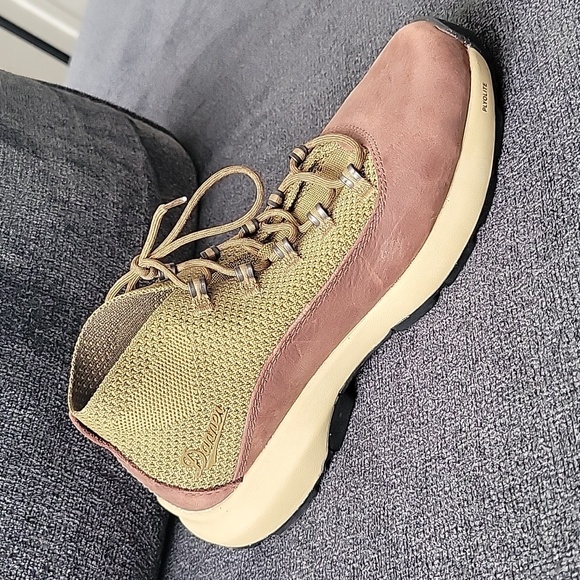 Men's Danner Caprine Olive/Pinecone Shoe - Picture 3 of 9